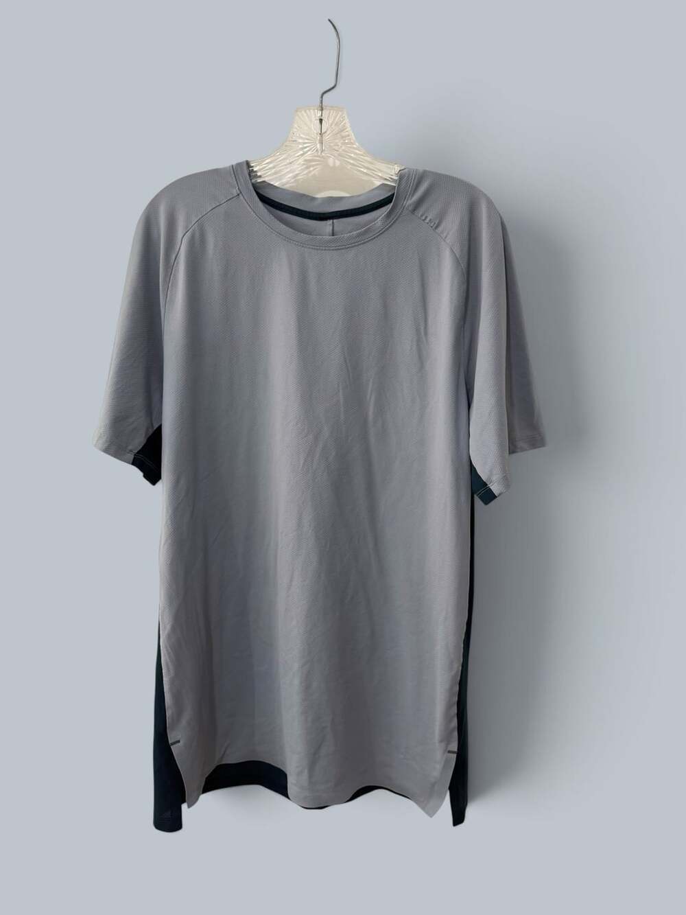 Lululemon License to Train Short-Sleeve Shirt Gray
